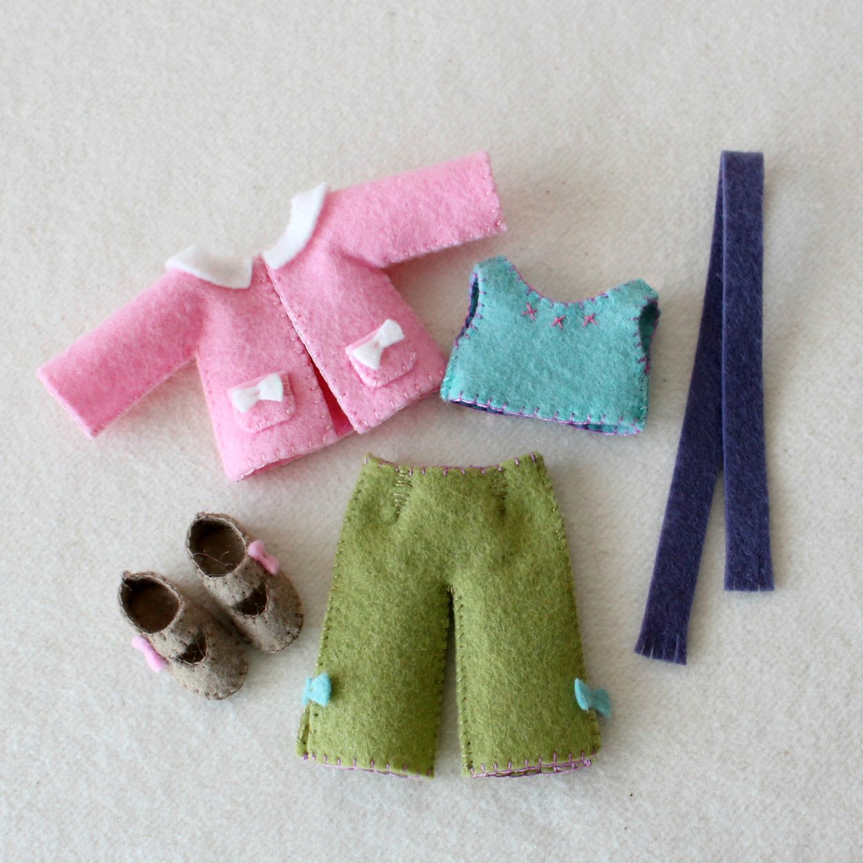 Winter Outfit pdf Pattern for Pocket Poppet Doll